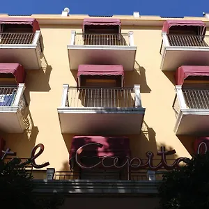 2* Hotel Capitol